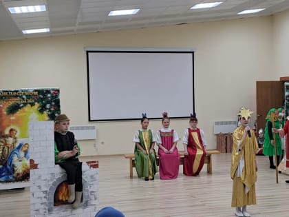 Рождественский праздник прошёл на территории храма в честь святителя Луки, архиепископа Симферопольского г.Сургута