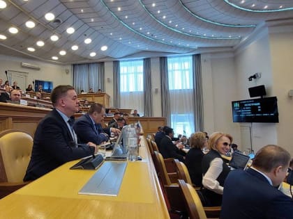 Андрей Осадчук принял участие в заседании Думы Югры