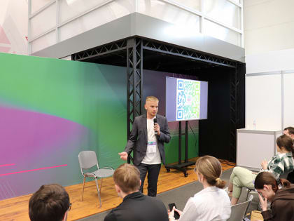 Резиденты Технопарка поделились опытом реализации стартапа с участниками XV Международного IT-Форума с участием стран БРИКС и ШОС