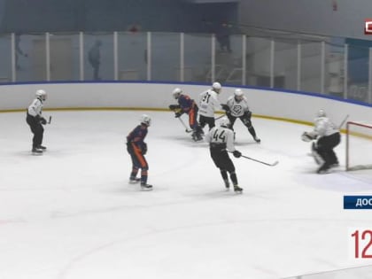 Сургутские хоккеисты сразятся с «Автомобилистом» из Екатеринбурга