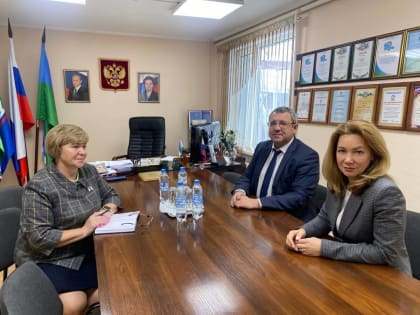 Оксана Михеева с рабочим визитом посетила Шапшу