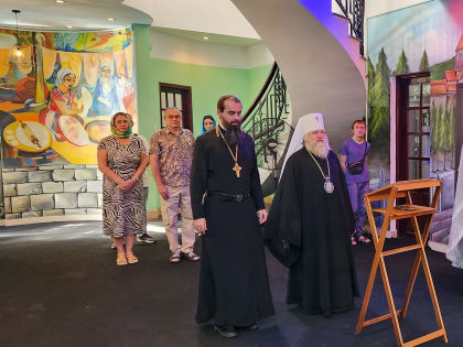 Митрополит Павел совершил Божественную литургию в Хошимине