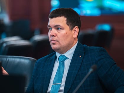 Член Молодежного парламента при Думе Югры Александр Скрябин из Ханты-Мансийска стал победителем конкурса «Команда Урала. Реформация»