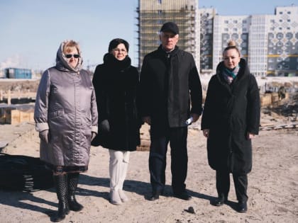 В Сургутском районе ведутся работы по строительству новой школы с безбарьерной средой