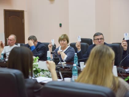 В Ханты-Мансийском районе под председательством ответственного секретаря местного отделения партии Кирилла Минулина состоялась ежегодная районная конференция «Единой России».