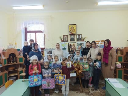 В воскресной школе прихода храма Святого Духа г.Нефтеюганска провели День православной книги 