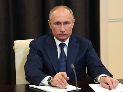 Владимир Путин поручил ввести режим рождественского прекращения огня