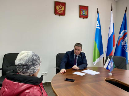 С начала года почти 40% обращений няганцев в общественную приёмную Партии рассмотрено положительно