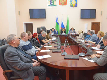 9 апреля состоялось совместное заседание Совета по развитию малого и среднего предпринимательства и Совета по вопросам развития инвестиционной деятельности при администрации Ханты-