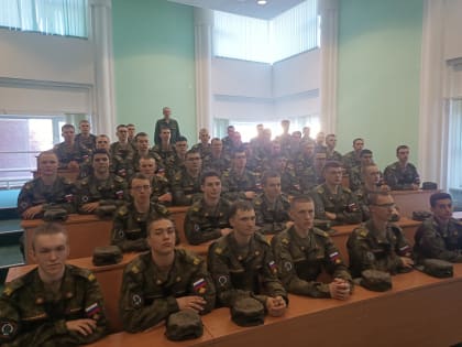 В ЮГУ священник провёл занятие на тему: «Духовные основы патриотизма»