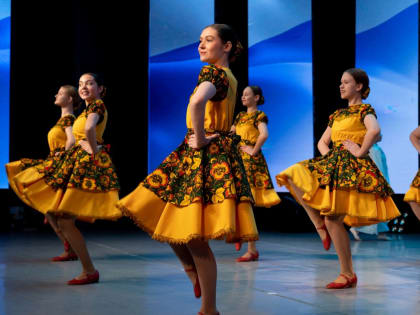В Нягани в преддверии Дня народного единства состоялся фестиваль народов мира