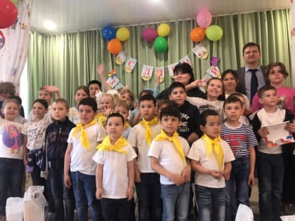 Наталья Западнова  поздравила маленьких югорчан с Международным днем защиты детей
