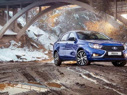 В Югре чиновники будут ездить на отечественных авто