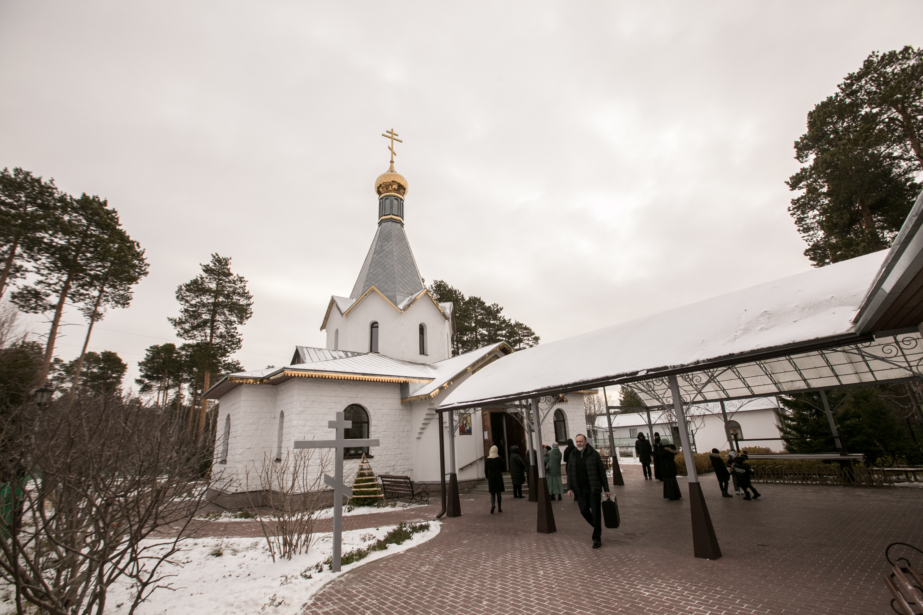 Храм лазаря сургут