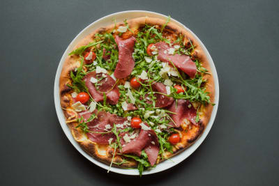 Pizza cu Vită (Bresaola)