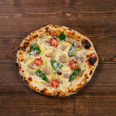 Pizza Patate e Salsiccia