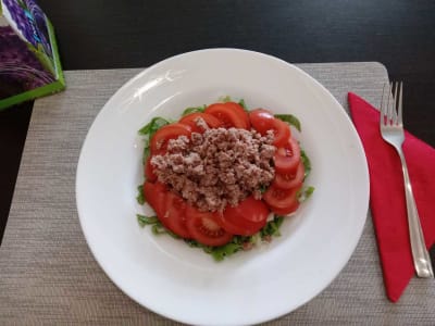 Salată cu ton