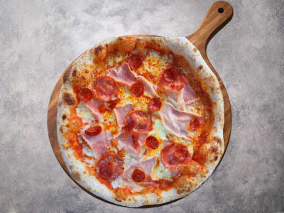 Pizza carnivora