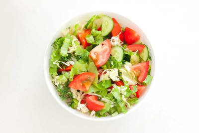 Salată mixtă de legume