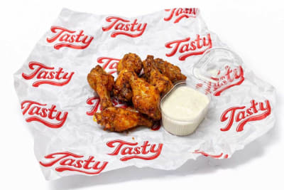 Tasty buffalo wings