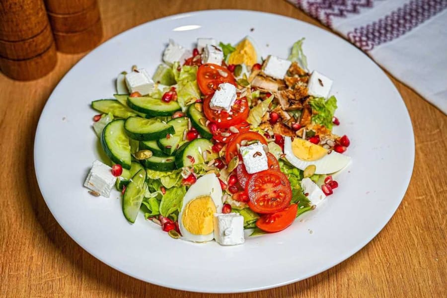Salată Elguna
