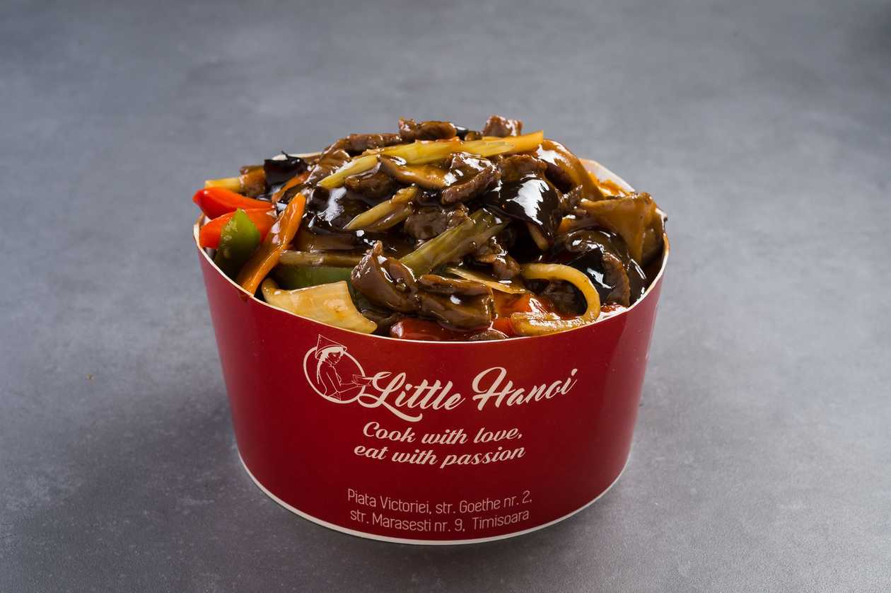 Vita cu bambus si ciuperci