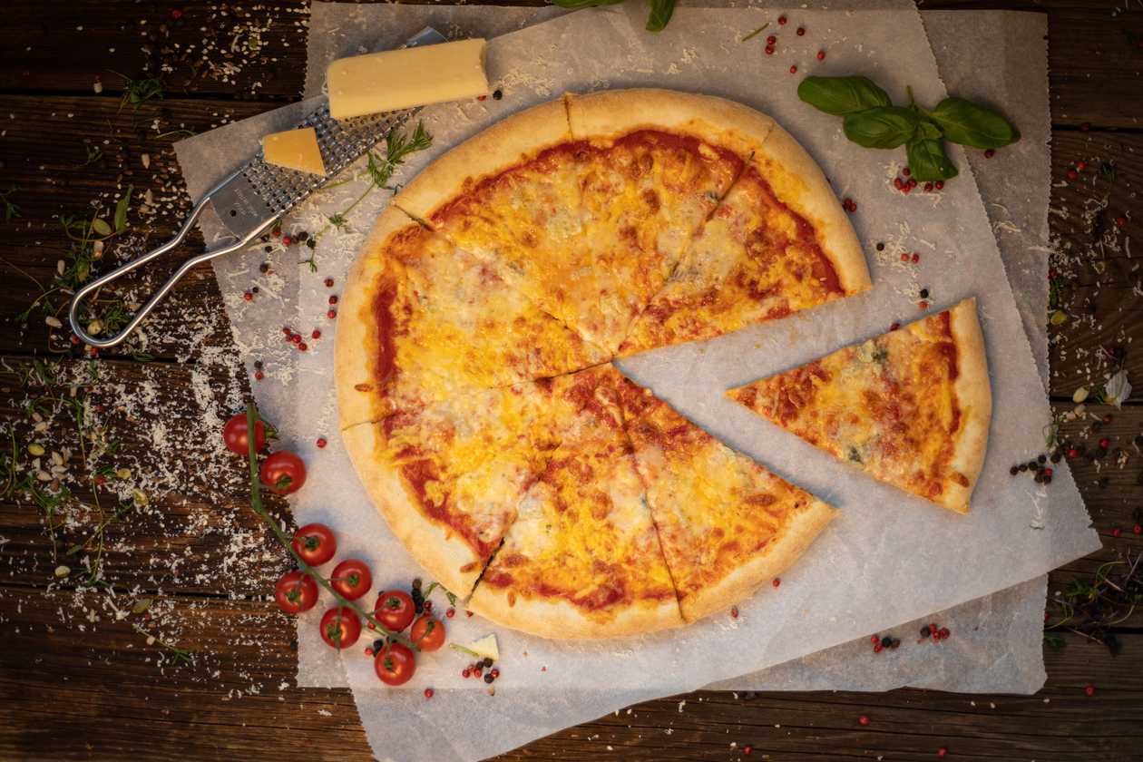 Pizza quattro formaggi