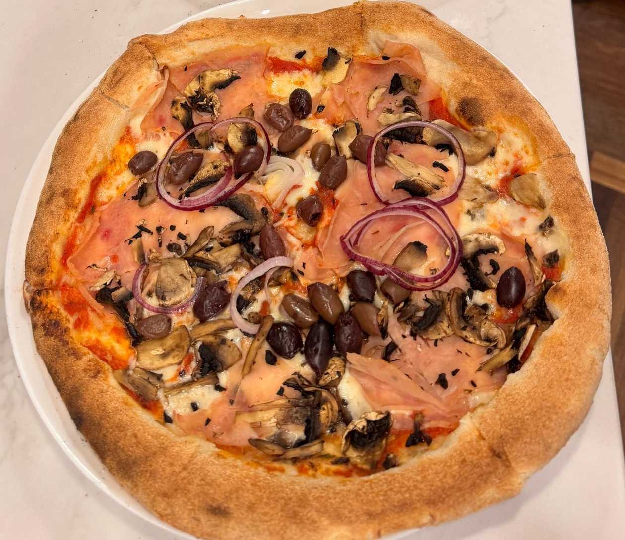 Pizza Capricciosa