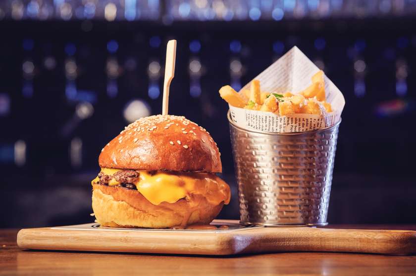 MENIU BURGER DOUBLECHEESE