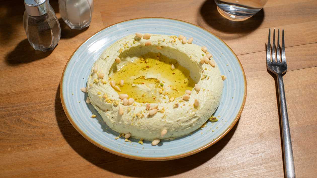 Hummus pesto