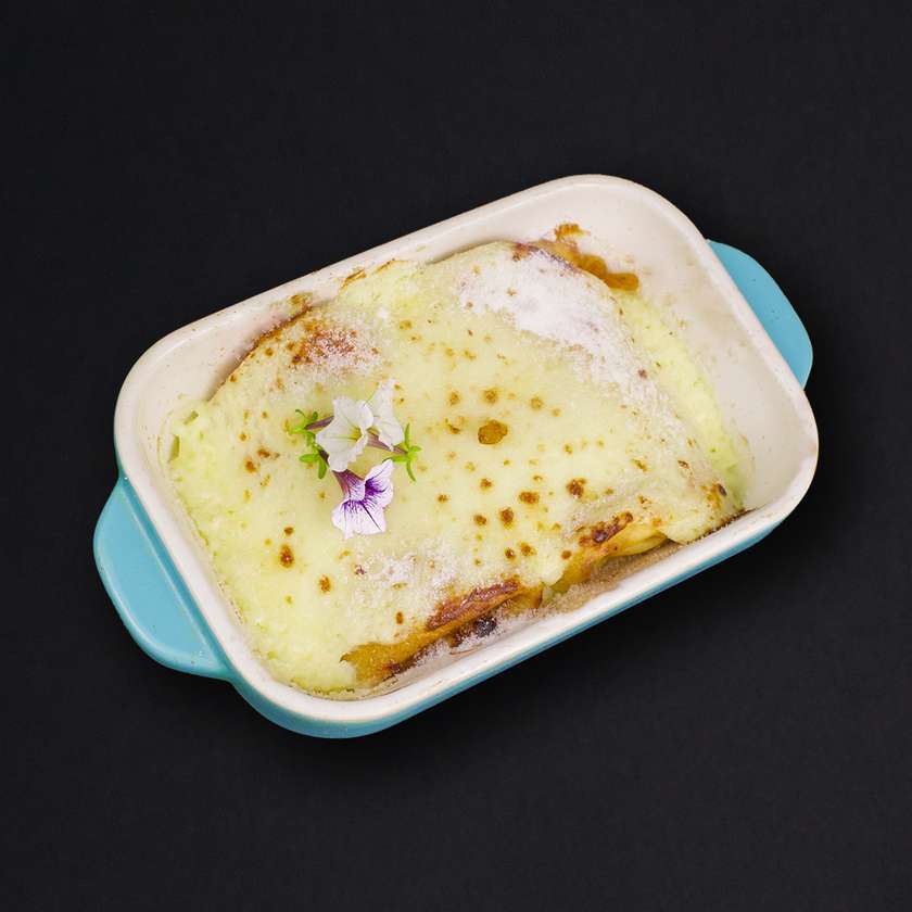 Clatite cu branza gratinate
