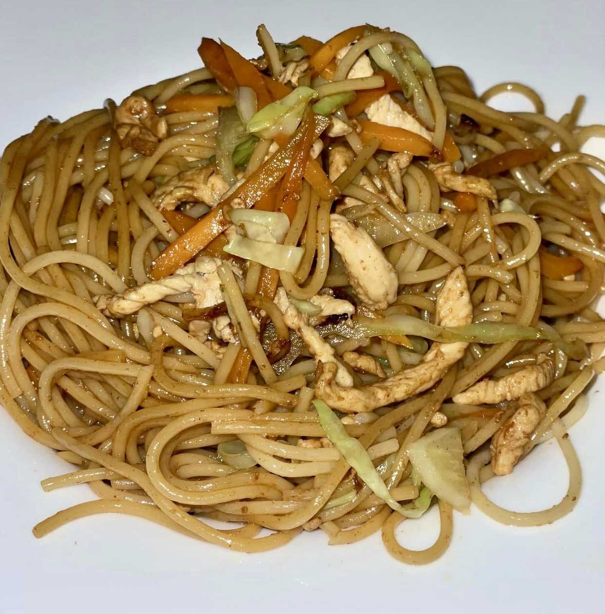 Spaghete cu Pui si Legume