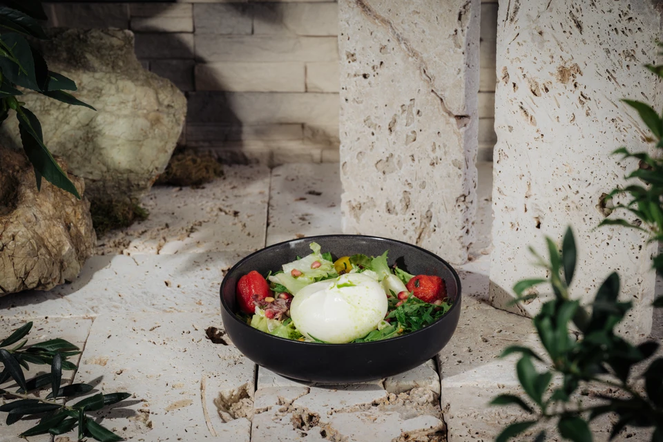 Insalata burrata e pomodorini