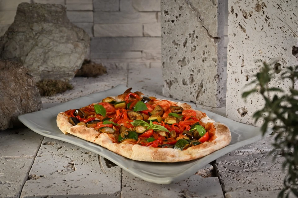 Pinsa alla Caponata Arrostita