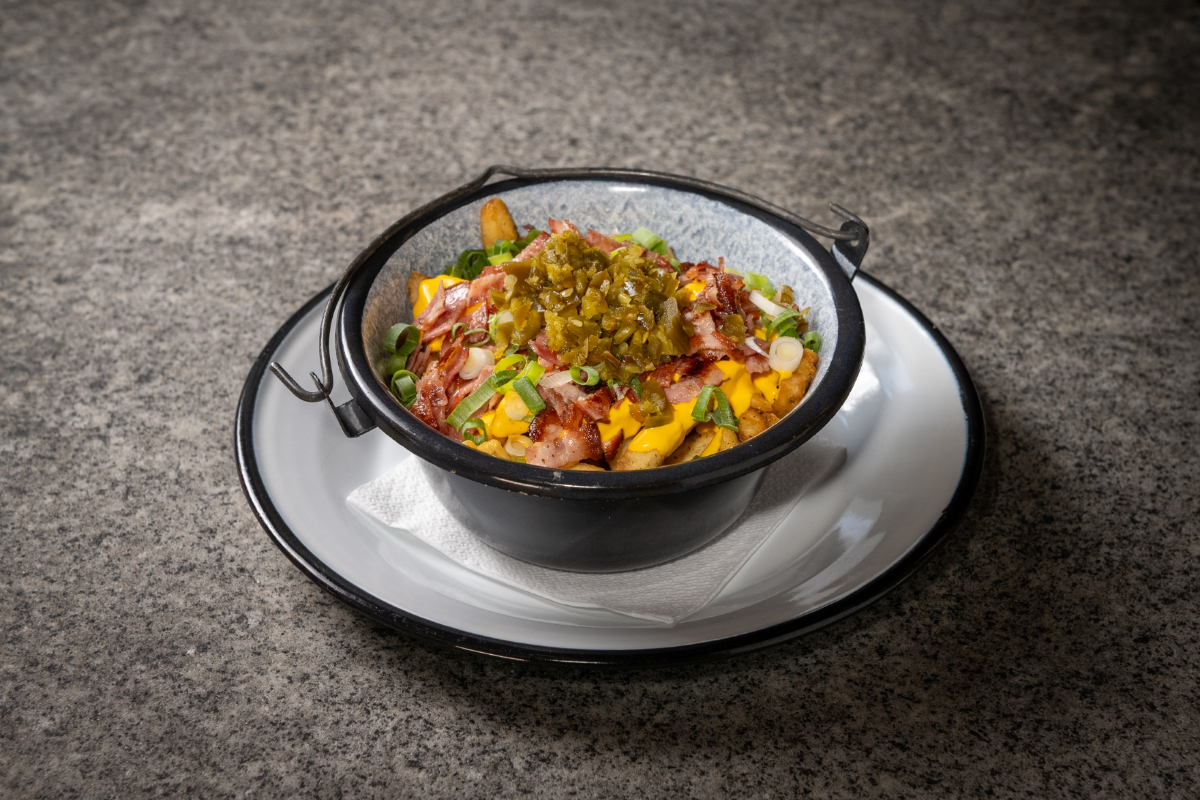 Cartofi Încărcați cu Bacon Proletar și Jalapeno