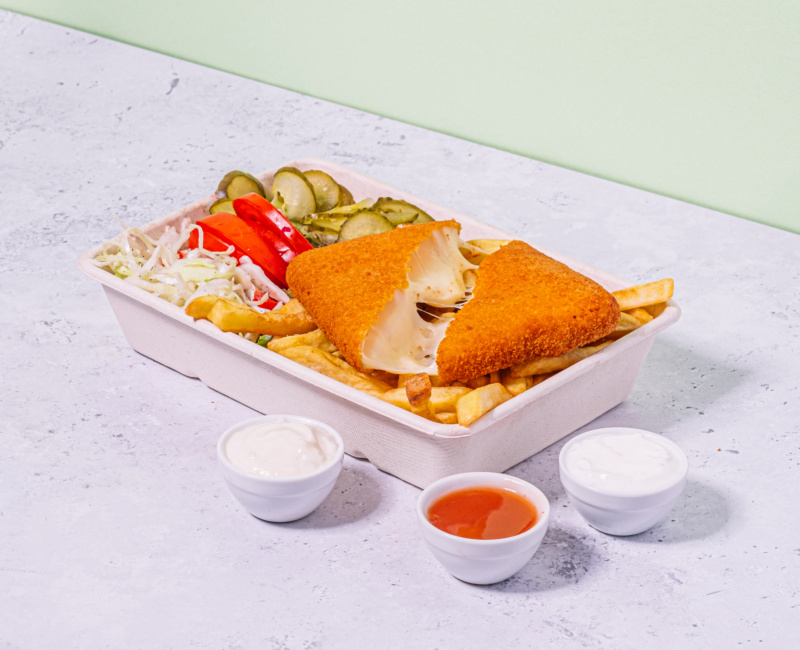 Cașcaval pane la farfurie