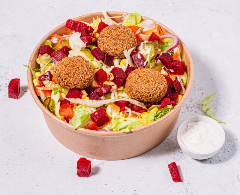 Salata falafel