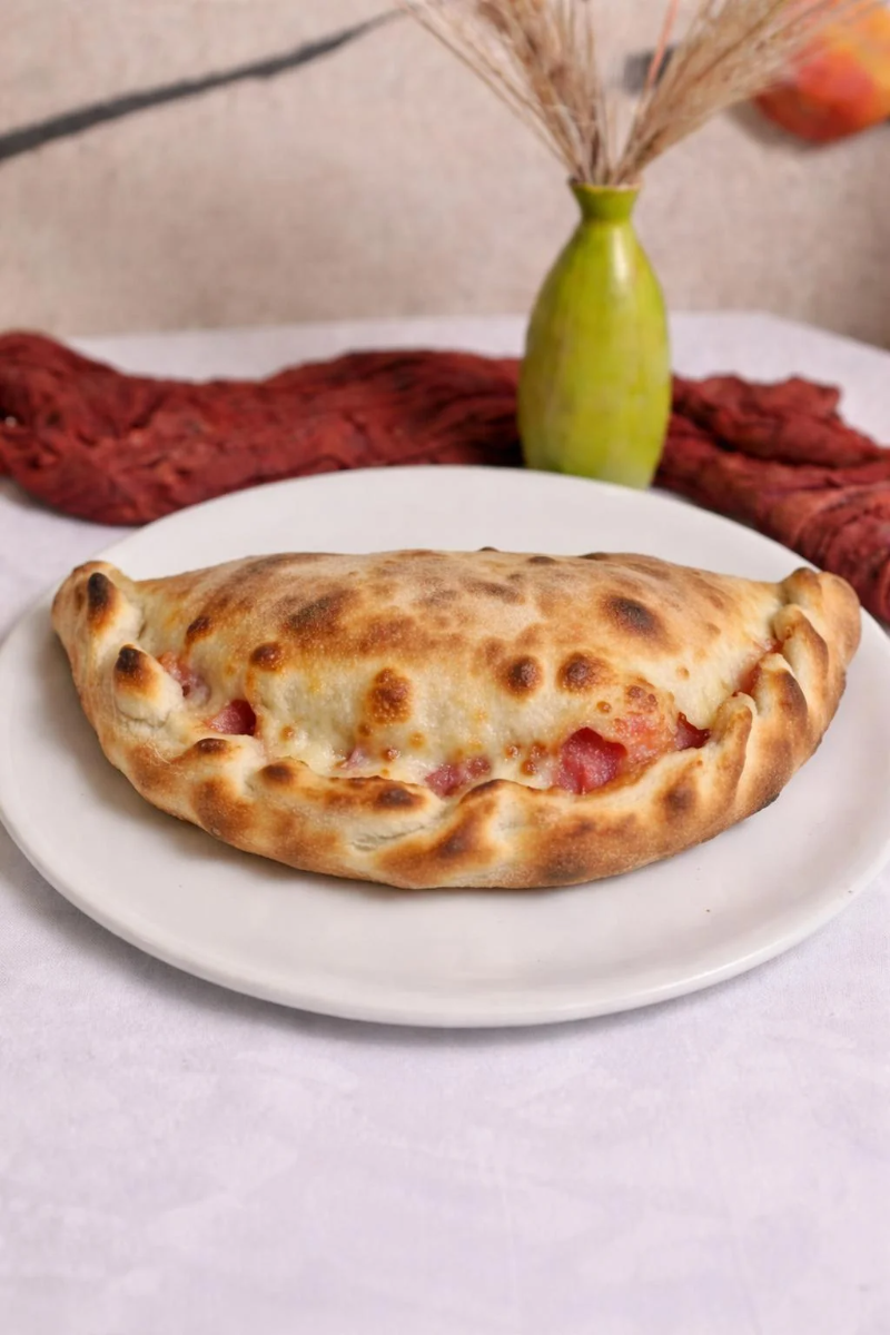Pizza Calzone Închisă