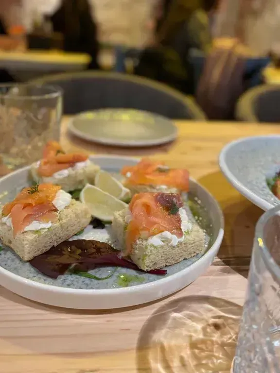 Tartine cu somon afumat