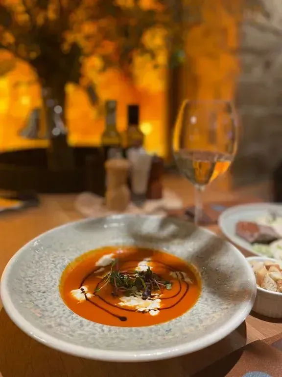 Supă cremă de ardei copți