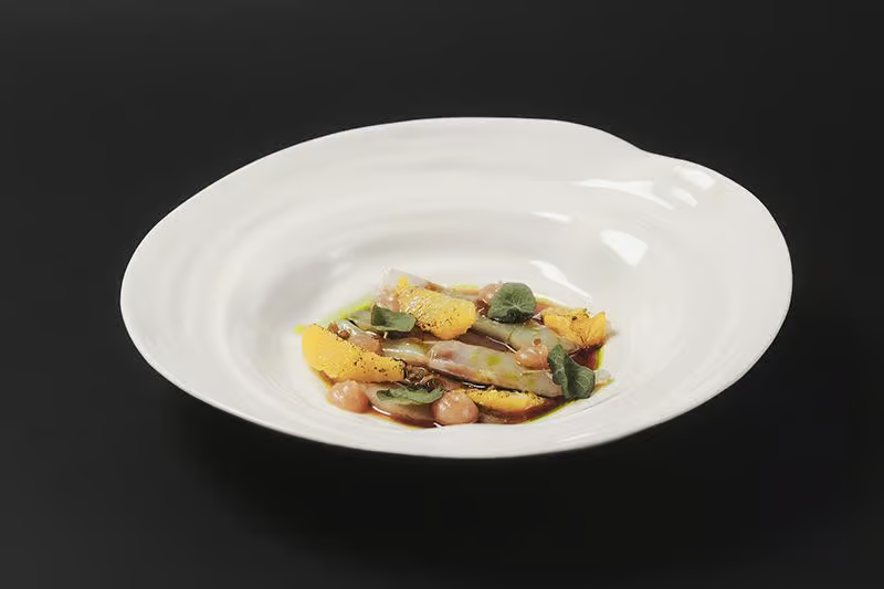 Ceviche de pește alb cu citrice și măr copt