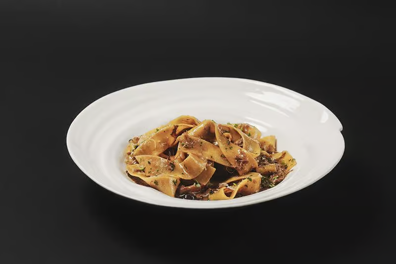 Papardelle cu rață și sos de unt ars