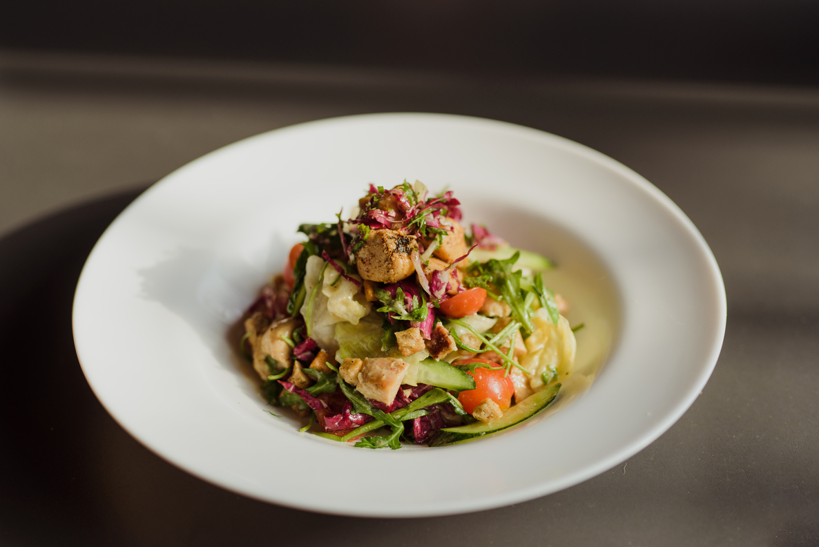 Salată cu piept de pui