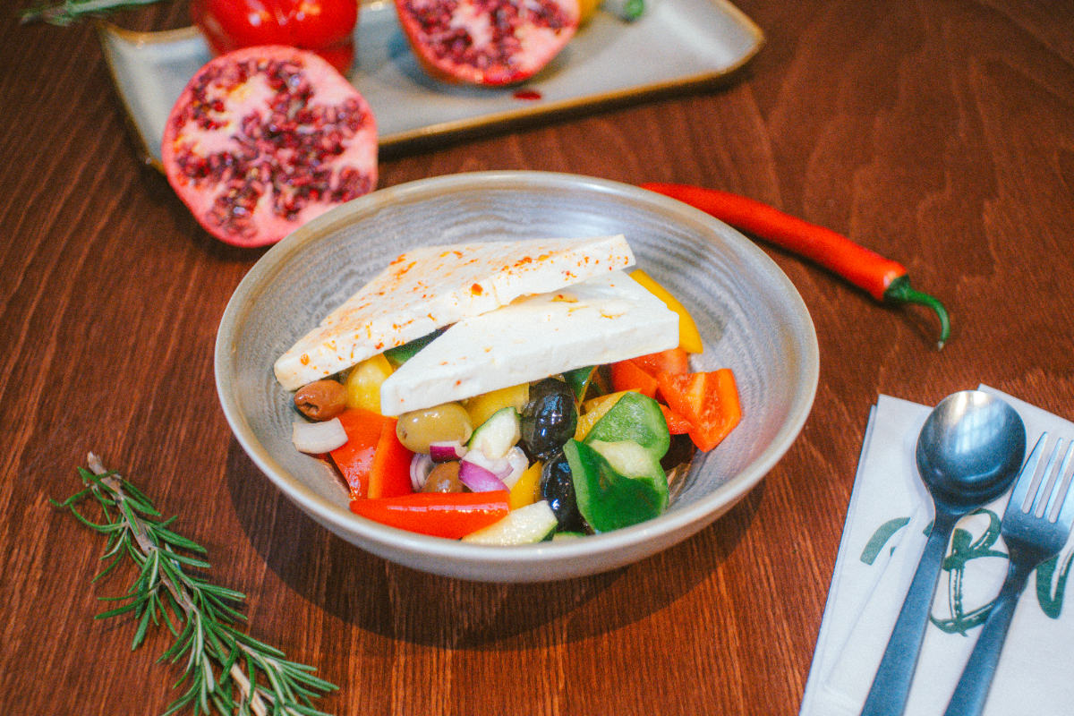 Salata Greceasca cu Legume & Feta