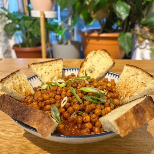 Shakshuka with Crispy Chickpeas (Vegan)