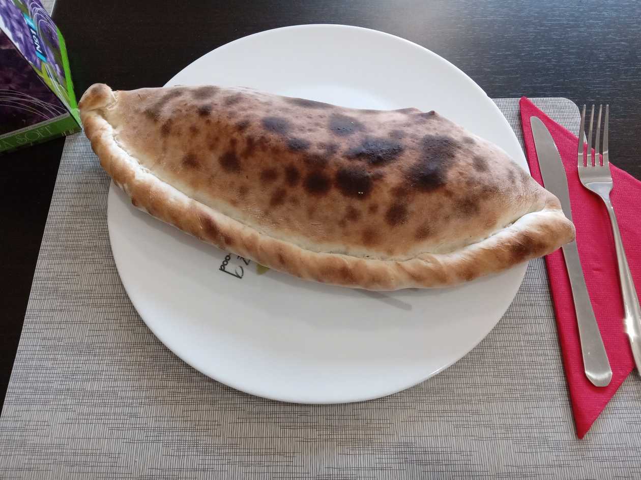 Pizza calzone