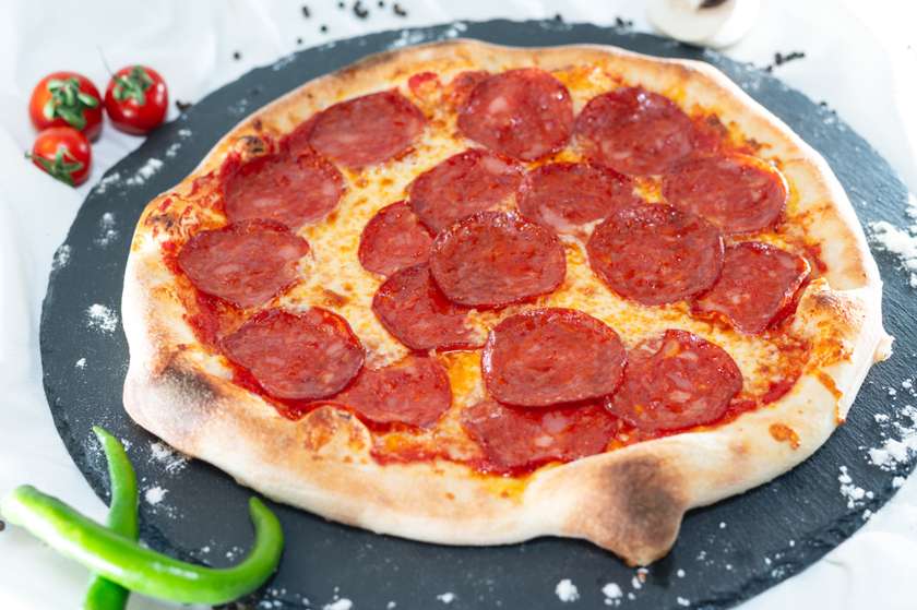 Pizza Salami Picante