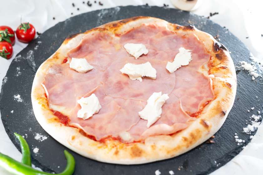 Pizza Philadelphia e Prociutto