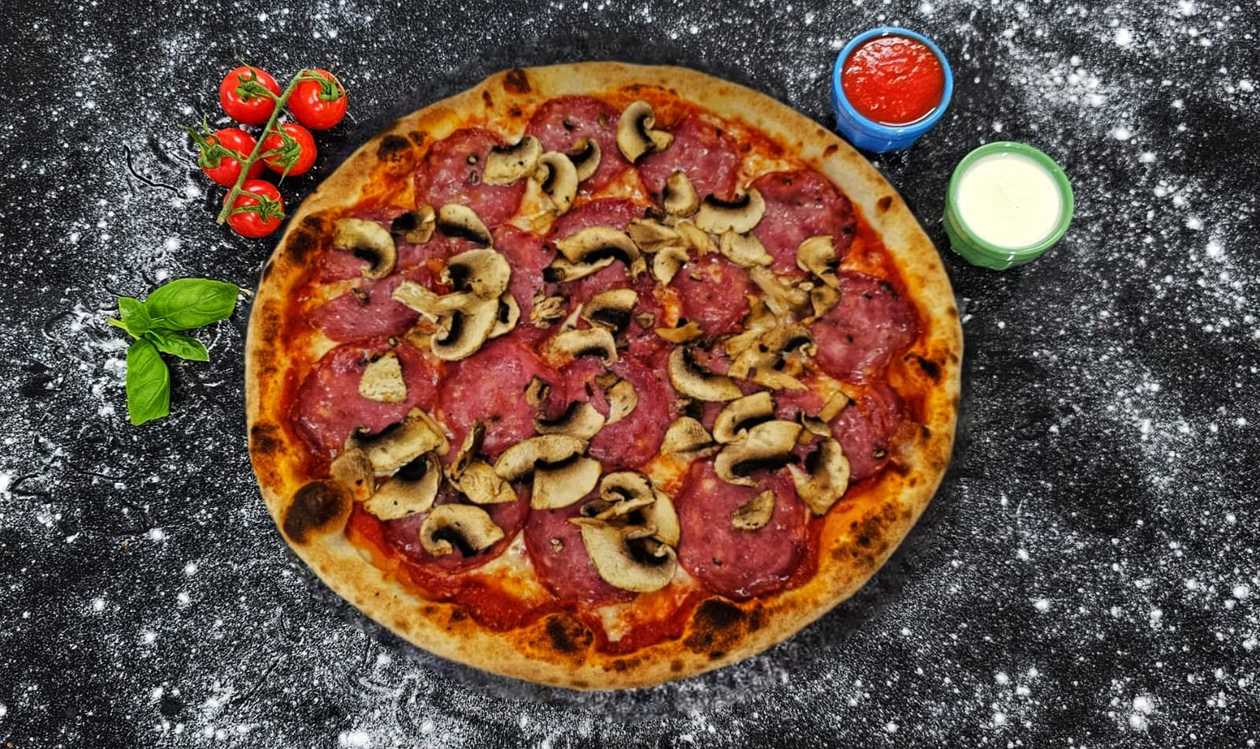 Salami e Funghi