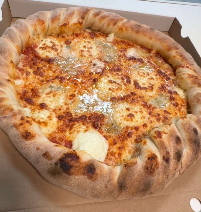 Pizza Quattro Formaggi Imperial